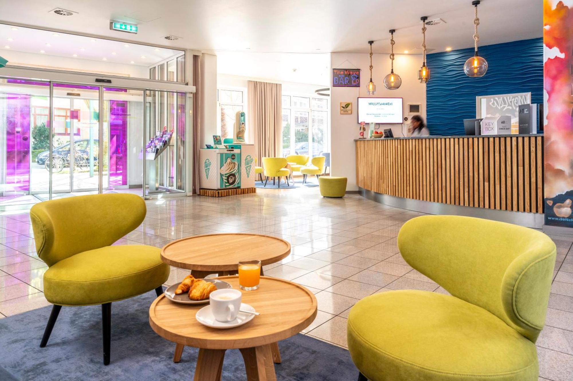 Ibis Styles Hamburg Alster City Buitenkant foto