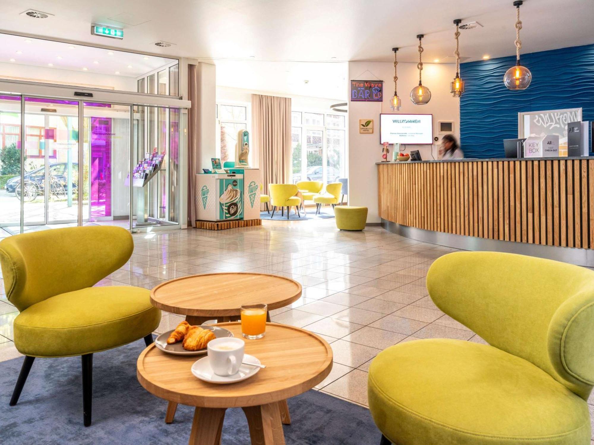 Ibis Styles Hamburg Alster City Buitenkant foto